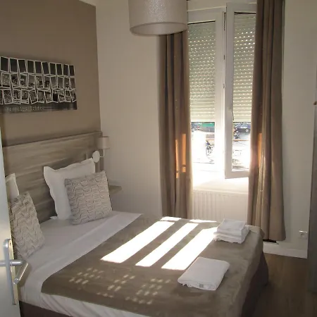 Ménil Bon Temps Hotel 3*